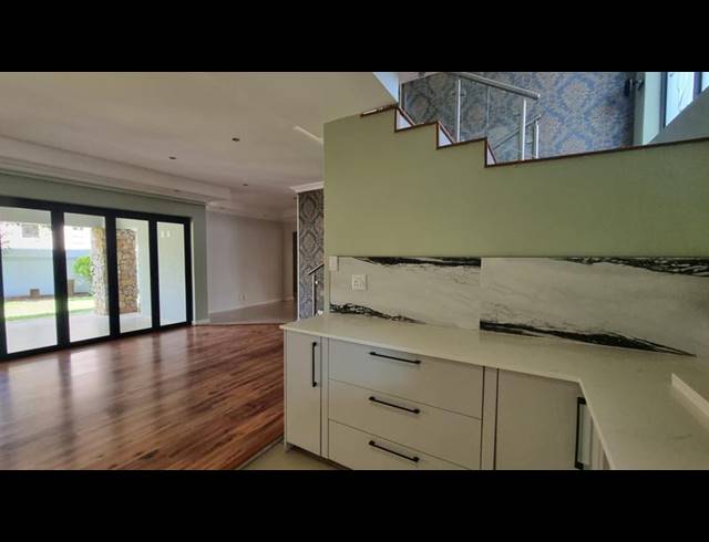 4 BEDROOM PROPERTY TO RENT IN MIDFIELD ESTATE